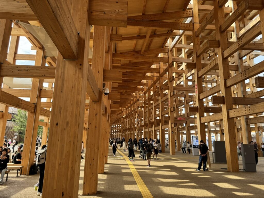 大屋根リング