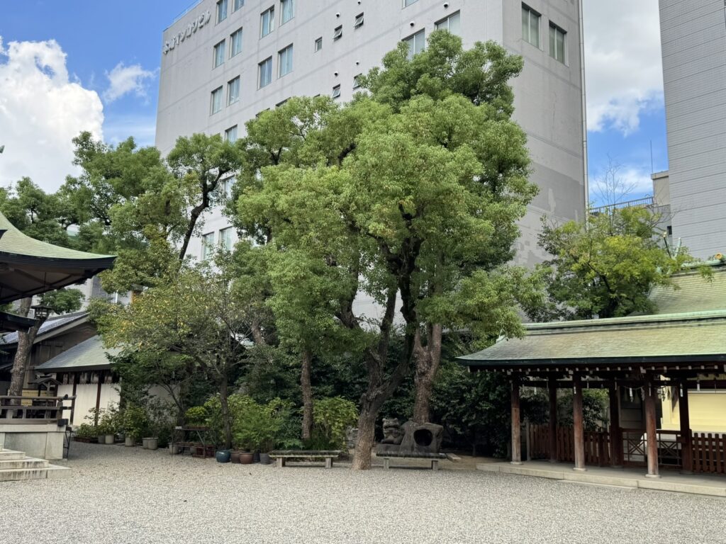 摂津の国一之宮 坐摩神社（いかすり神社）